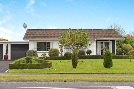 Photo of property in 137 Totara Drive, Pukete, Hamilton, 3200