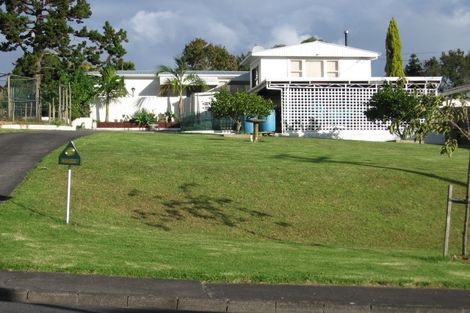 Photo of property in 20 Sherwood Avenue, Te Atatu South, Auckland, 0610