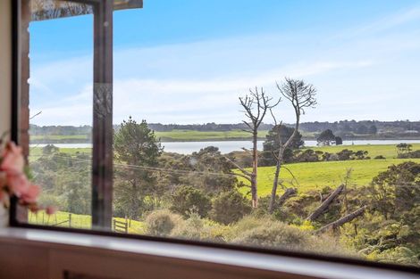 Photo of property in 134 Reid Road, Glenbrook, Waiuku, 2681