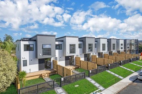 Photo of property in 7/1 Benita Place, Sunnyvale, Auckland, 0612