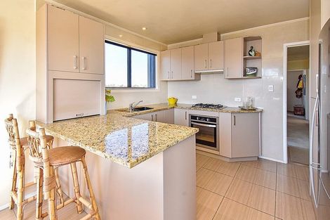 Photo of property in 55 Catkin Crescent, Papatoetoe, Auckland, 2025