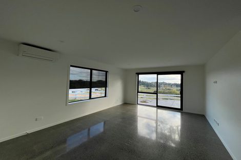 Photo of property in 6 Redfern Way, Pyes Pa, 3112