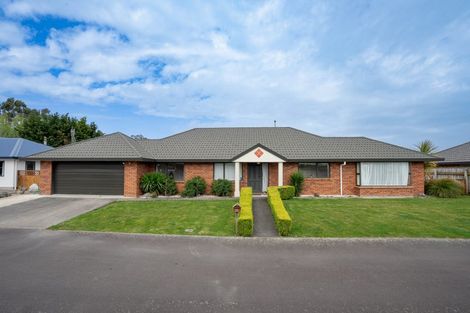Photo of property in 29 Parnell Heights Drive, Kelvin Grove, Palmerston North, 4414