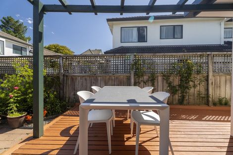 Photo of property in 121 Westchester Drive, Churton Park, Wellington, 6037