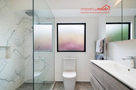 Photo of property in 9 Millisle Place, East Tamaki Heights, Auckland, 2016