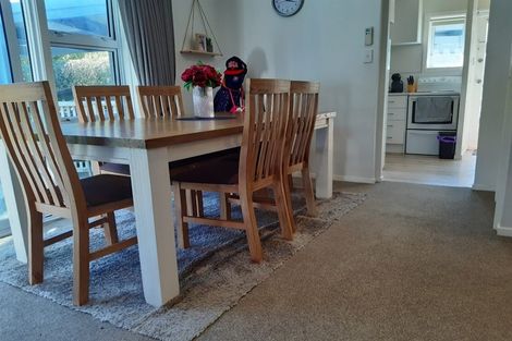 Photo of property in 118 Middleton Road, Churton Park, Wellington, 6037