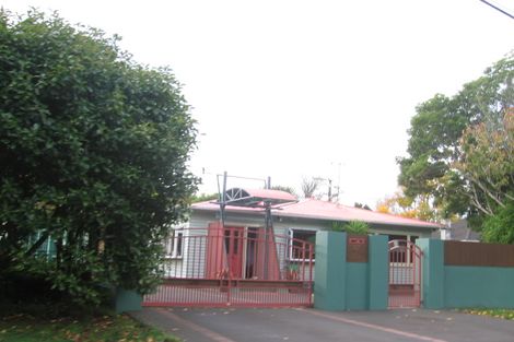 Photo of property in 87 Hine Road, Wainuiomata, Lower Hutt, 5014