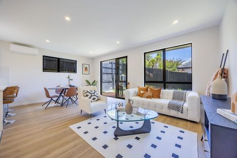 Photo of property in 10 Alexander Avenue, Torbay, Auckland, 0630