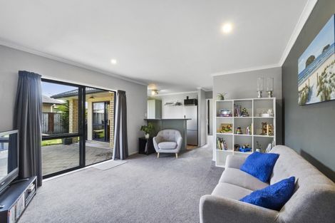Photo of property in 9 Farringdon Avenue, Rototuna North, Hamilton, 3210
