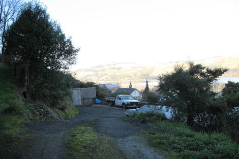 Photo of property in 3 Ocean View Road, Ravensbourne, Dunedin, 9022
