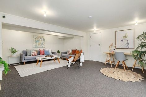 Photo of property in 33 Tawa Terrace, Tawa, Wellington, 5028