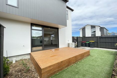 Photo of property in 12 Mohua Lane, Upper Riccarton, Christchurch, 8041