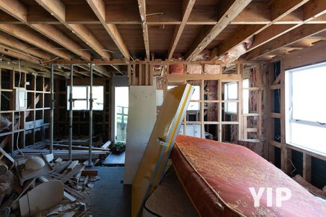 Photo of property in 114a Newlands Road, Newlands, Wellington, 6037