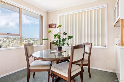 Photo of property in 133 Matipo Road, Te Atatu Peninsula, Auckland, 0610