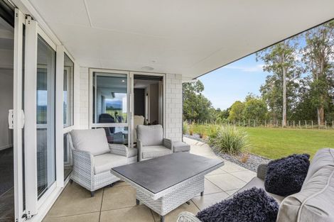 Photo of property in 335 Muhunoa Road East, Muhunoa East, Levin, 5570