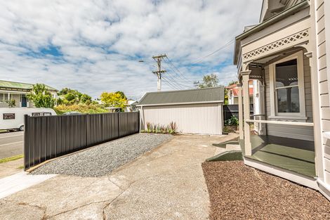 Photo of property in 2 Alma Road, Gonville, Whanganui, 4501