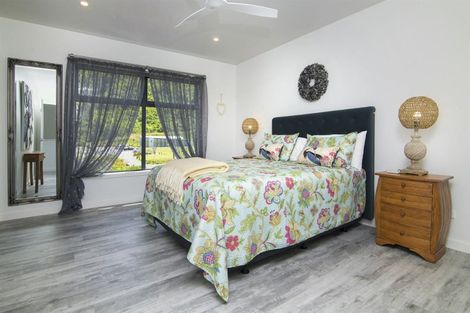 Photo of property in 3 Surrey Street, Picton, 7220