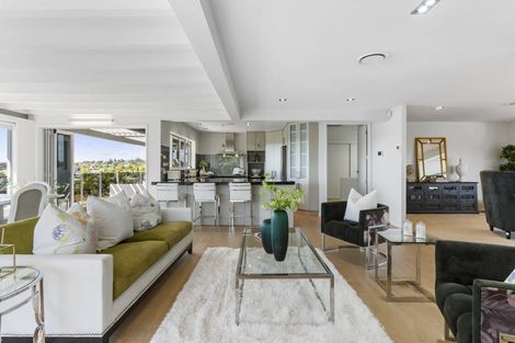 Photo of property in 18 Indus Place, Half Moon Bay, Auckland, 2012