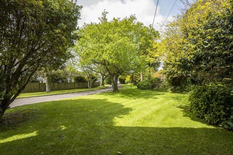 Photo of property in 426 Mangorei Road, Highlands Park, New Plymouth, 4312