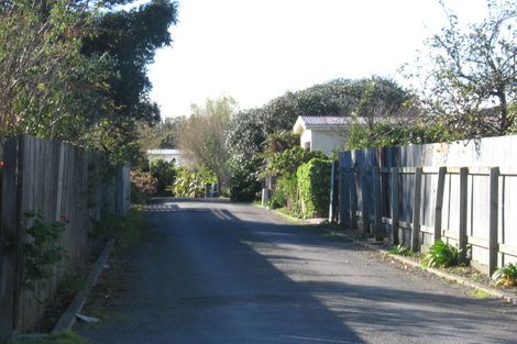Photo of property in 38 Kirk Street, Otaki, 5512