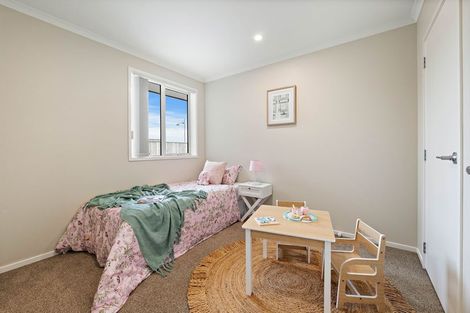 Photo of property in 1 Reremoana Close, Hawera, 4610