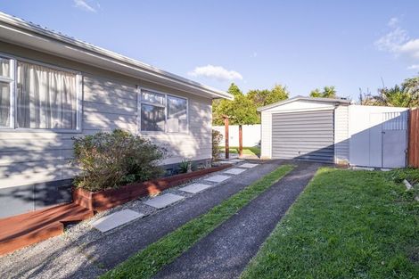 Photo of property in 29 Matipo Crescent, Pukete, Hamilton, 3200