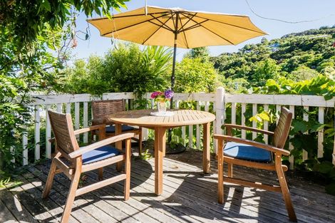 Photo of property in 4 Watson Street, Akaroa, 7520