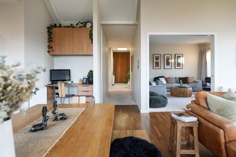 Photo of property in 5 Bull Ridge, Wanaka, 9305