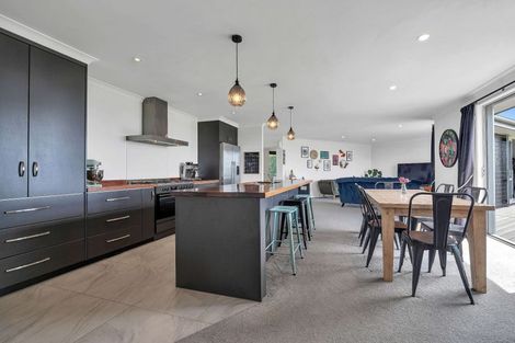 Photo of property in 169 Upper Pitone Road, Pitone, New Plymouth, 4374