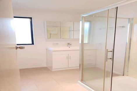 Photo of property in 1/7 Kinvig Place, Ranui, Auckland, 0612