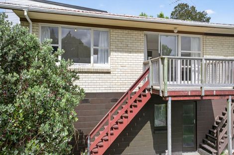 Photo of property in 1/7 Dakota Avenue, Beach Haven, Auckland, 0626