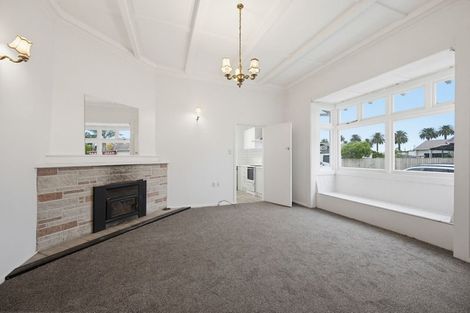 Photo of property in 55 Georges Drive, Napier South, Napier, 4110
