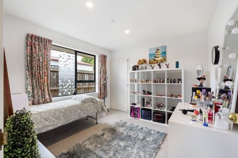 Photo of property in 2a Bank Street, Amberley, 7410