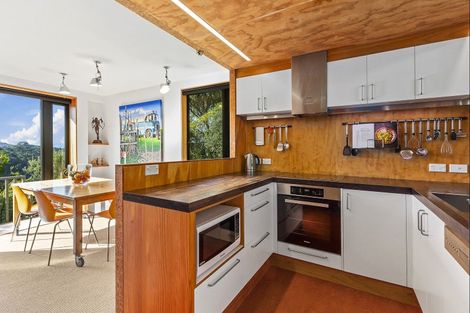 Photo of property in 127a Makara Road, Karori, Wellington, 6012