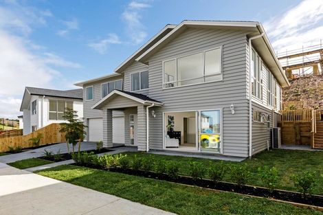 Photo of property in 98 Godfrey Drive, Orewa, 0931