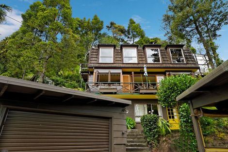 Photo of property in 11 Paturoa Road, Titirangi, Auckland, 0604