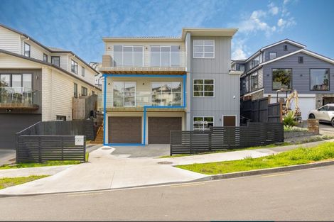 Photo of property in 21 Lawson Creek Street, Massey, Auckland, 0614