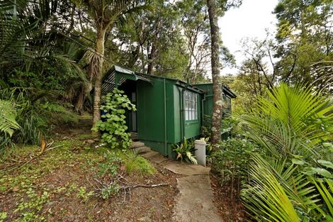 Photo of property in 11 Paturoa Road, Titirangi, Auckland, 0604