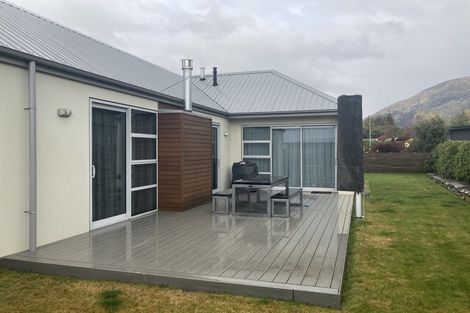 Photo of property in 17 Daniels Terrace, Wanaka, 9305