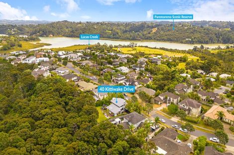 Photo of property in 40 Kittiwake Drive, Schnapper Rock, Auckland, 0632