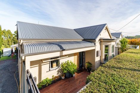 Photo of property in 37 Stanley Street, Kenmure, Dunedin, 9011
