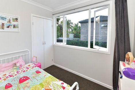 Photo of property in 57 Rosedale Road, Pinehill, Auckland, 0632