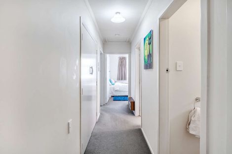 Photo of property in 14 Antrim Place, Hokowhitu, Palmerston North, 4410