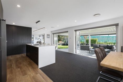 Photo of property in 2 Gleneagles Drive, Aongatete, Katikati, 3178
