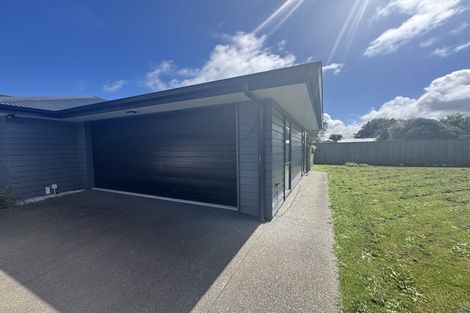 Photo of property in 27 Cobb Place, Otaki, 5512