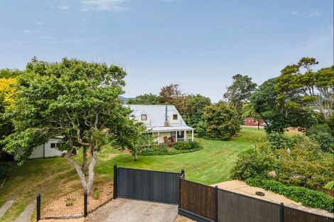 Photo of property in 15 Fox Street, Okato, 4335
