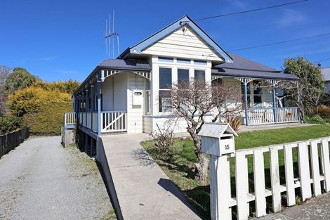Photo of property in 15 Arun Street, South Hill, Oamaru, 9400