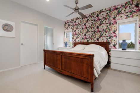 Photo of property in 11 Hazelnut Way, Bellevue, Tauranga, 3110