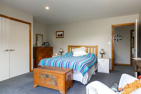 Photo of property in 19 Mccormicks Road, Whatamango Bay, Picton, 7281