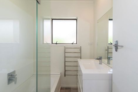 Photo of property in 3/6 Miro Street, New Lynn, Auckland, 0600